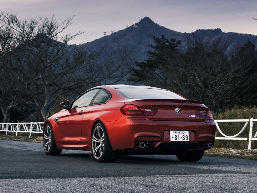  BMW M6 Coupe 2012 года  (JP) (фото 5 из 5)